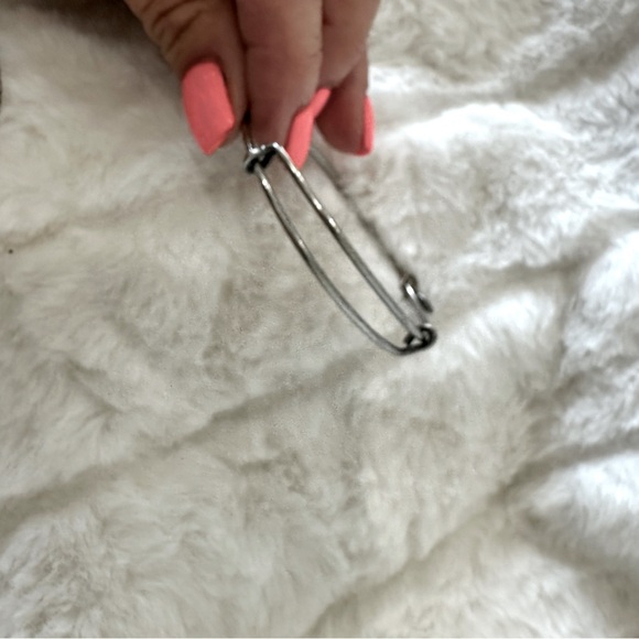 5 Alex & Ani bracelets and a Pandora bracelet - Picture 10 of 11